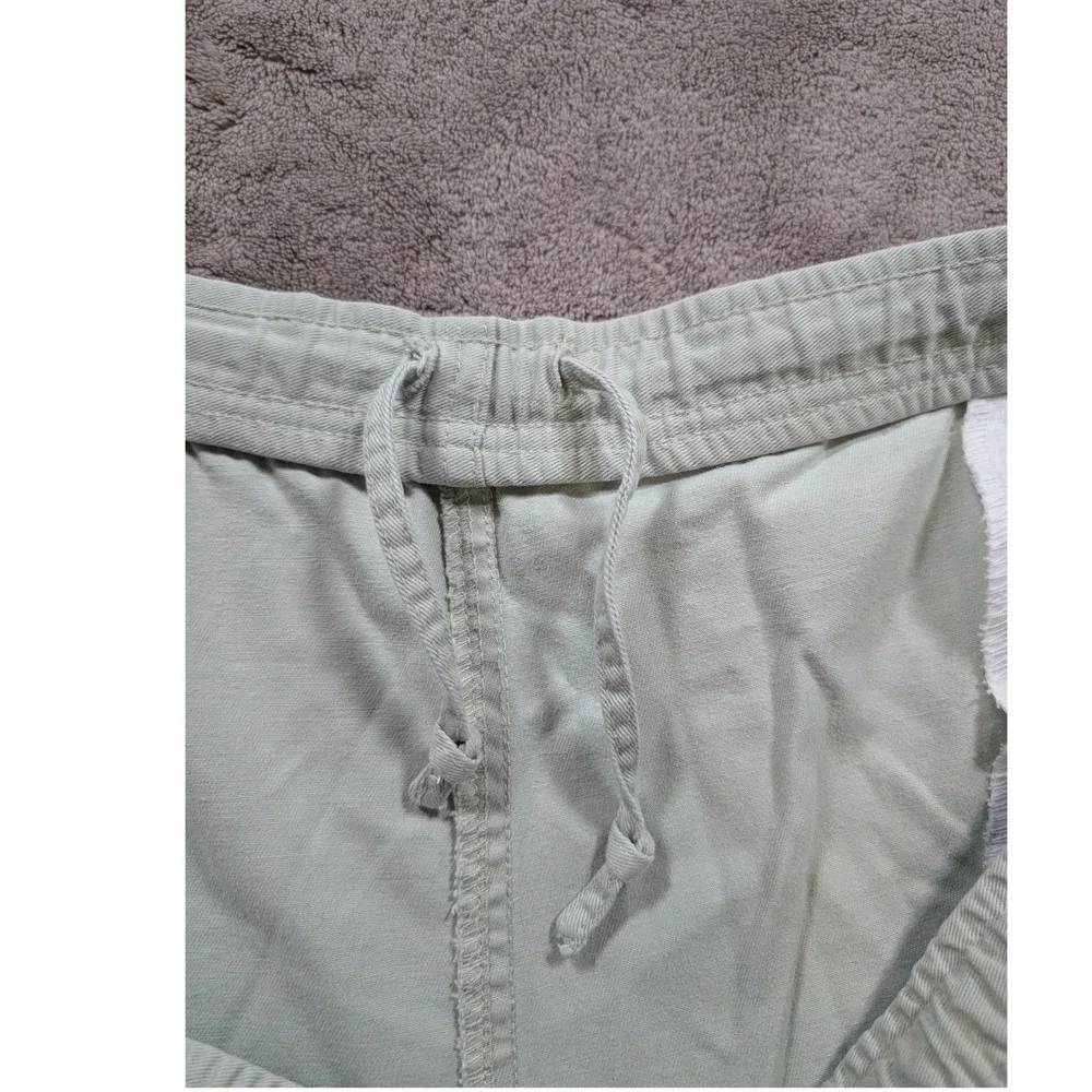 Nike Cargo Shorts Mens L Khaki Beige Elastic Waist Twill Relaxed Fit 9 Inseam
